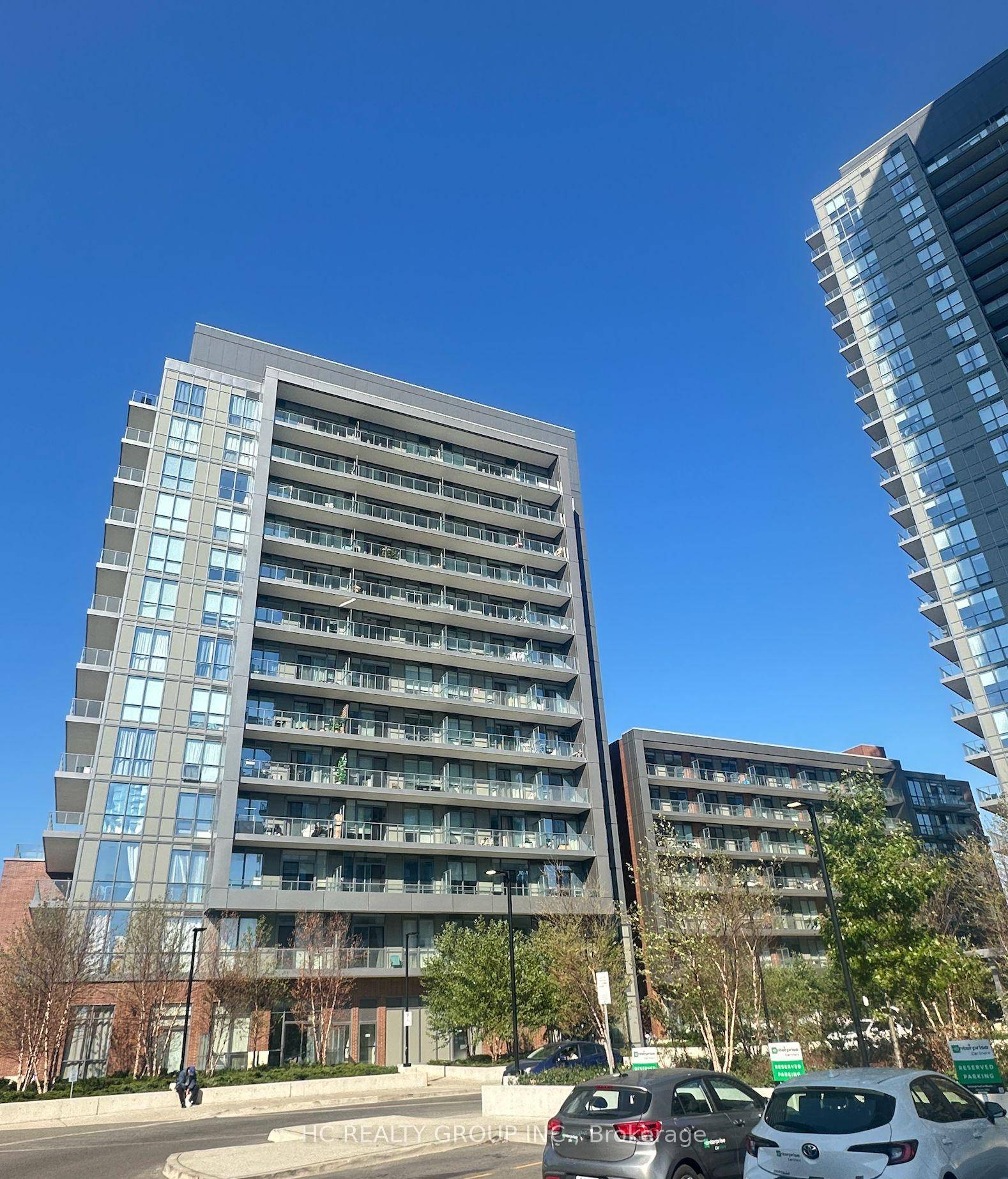 Super functional 1 bedroom den suite offering 498 sqft interior plus 100 sqft balcony.
