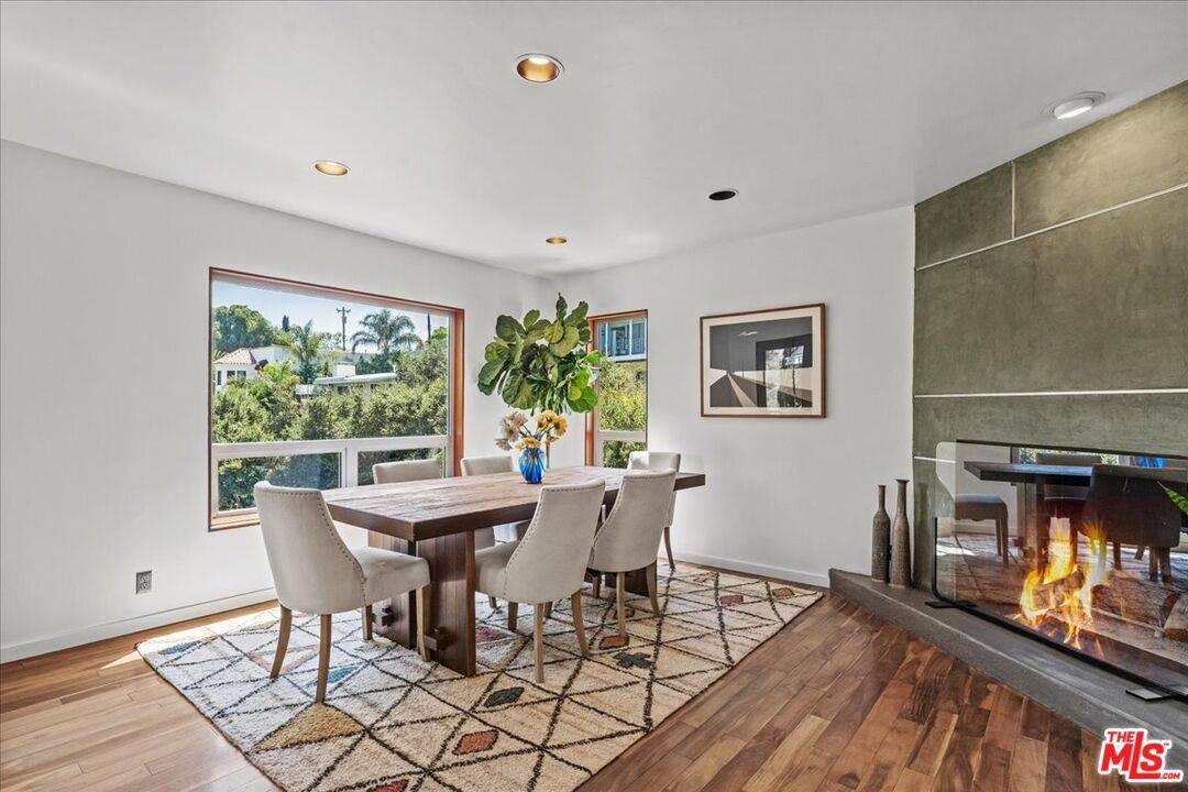 3234   Hillock Dr 3BR Hollywood Hills East La