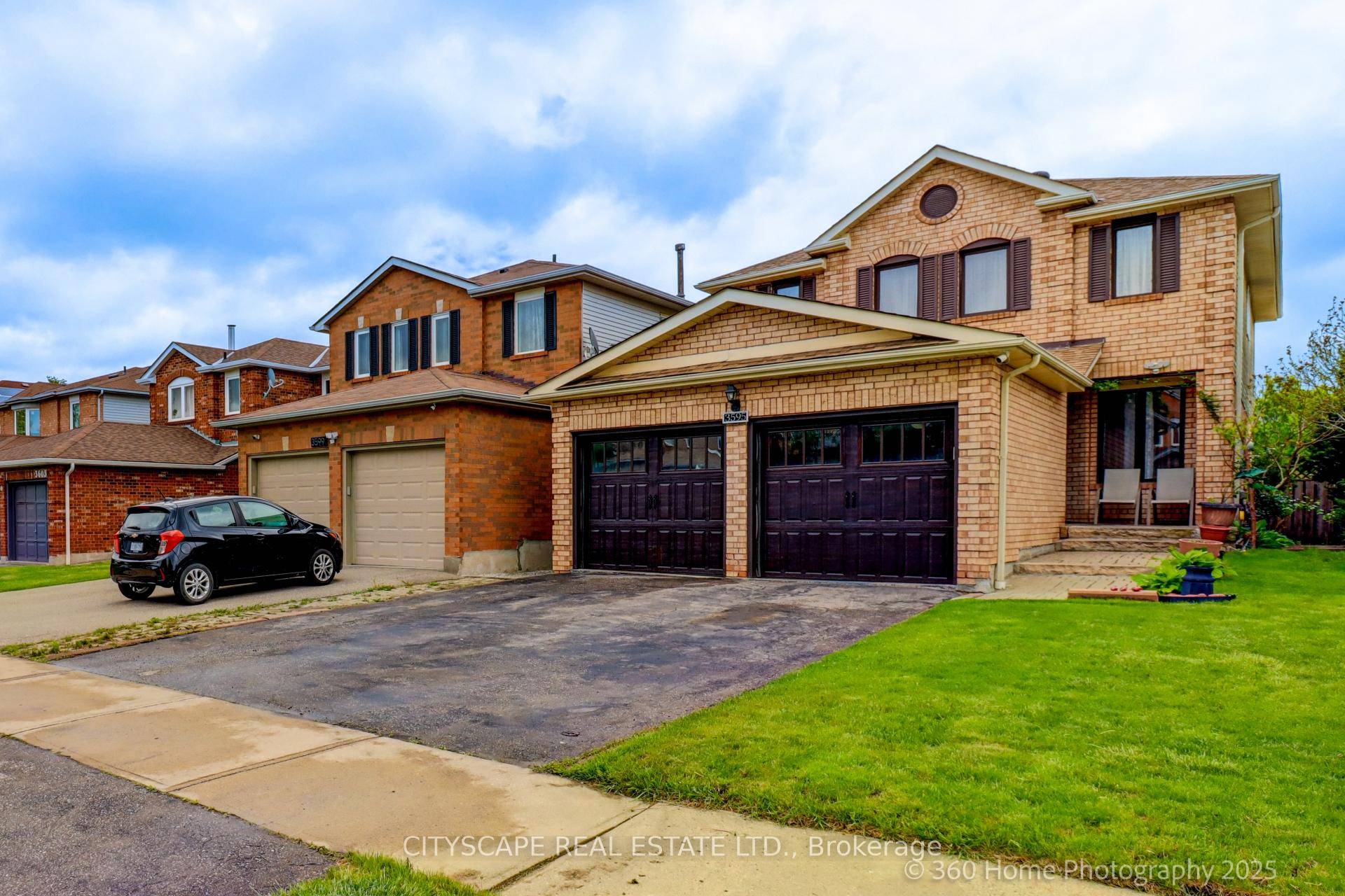 Welcome to this beautifully upgraded home featuring 4 spacious bedrooms and a modern open concept layout perfect for comfortable family living and stylish entertaining.