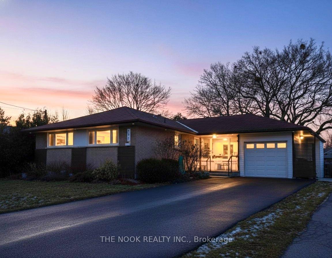 Discover the comfort of urban living in this spacious 2 bedroom, 1 bathroom basement apartment.