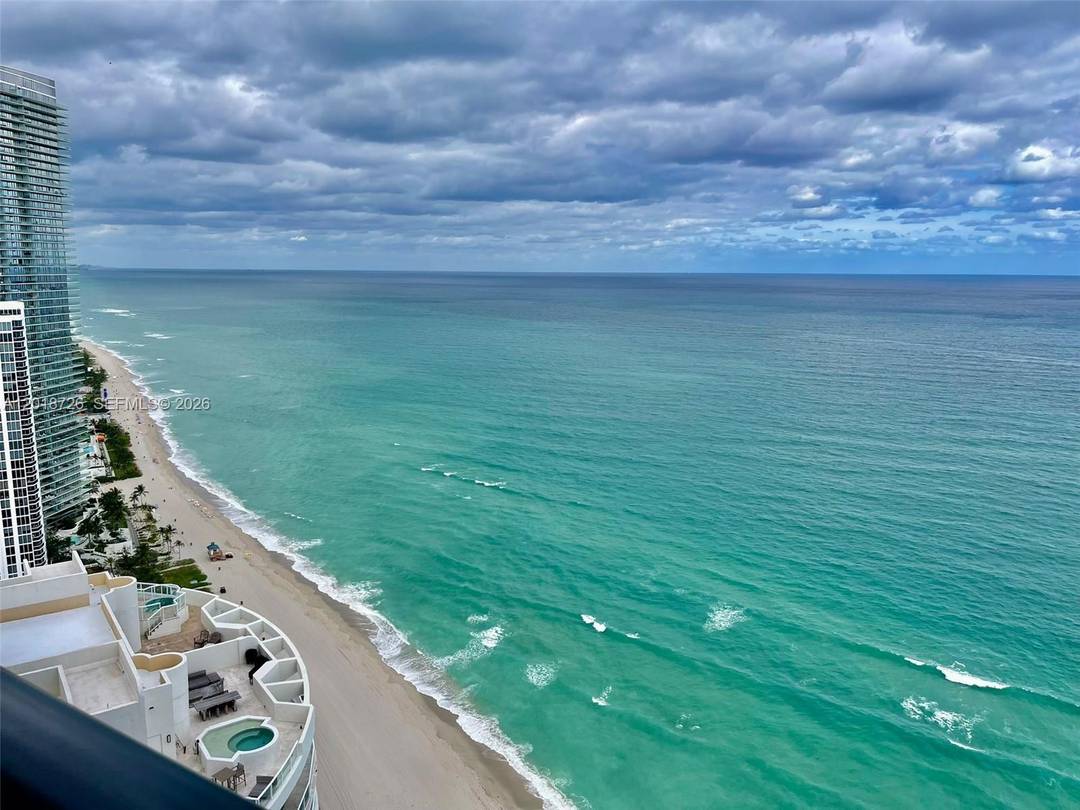 Exceptional in every aspect, this unit is a masterpiece of luxury living with direct ocean frontage.