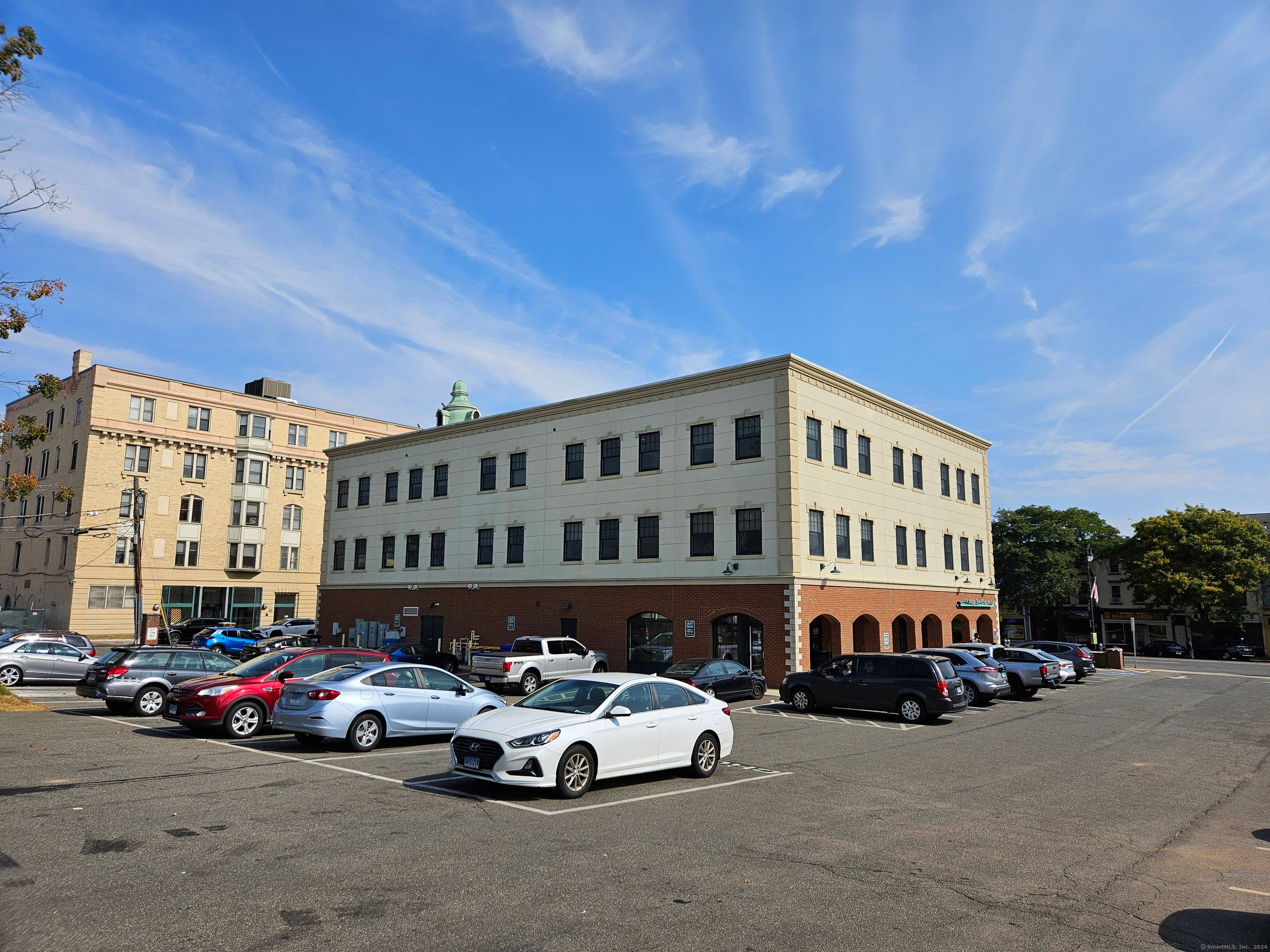 PRICE REDUCTION 2nd Floor Condo Unit Only For Sale The pristine office condominium located at 575 Main St 2nd Floor in Middletown's idyllic downtown is now being offered for sale.
