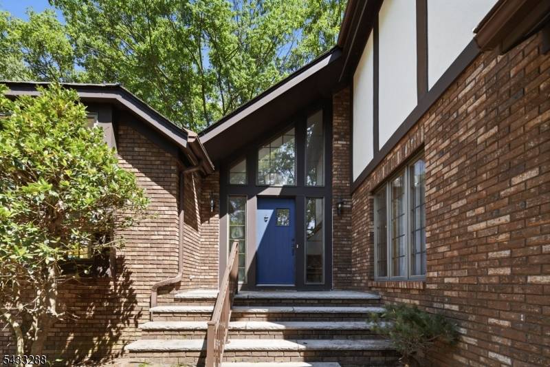 Carol Rd Kinnelon Boro New Jersey Single-Family