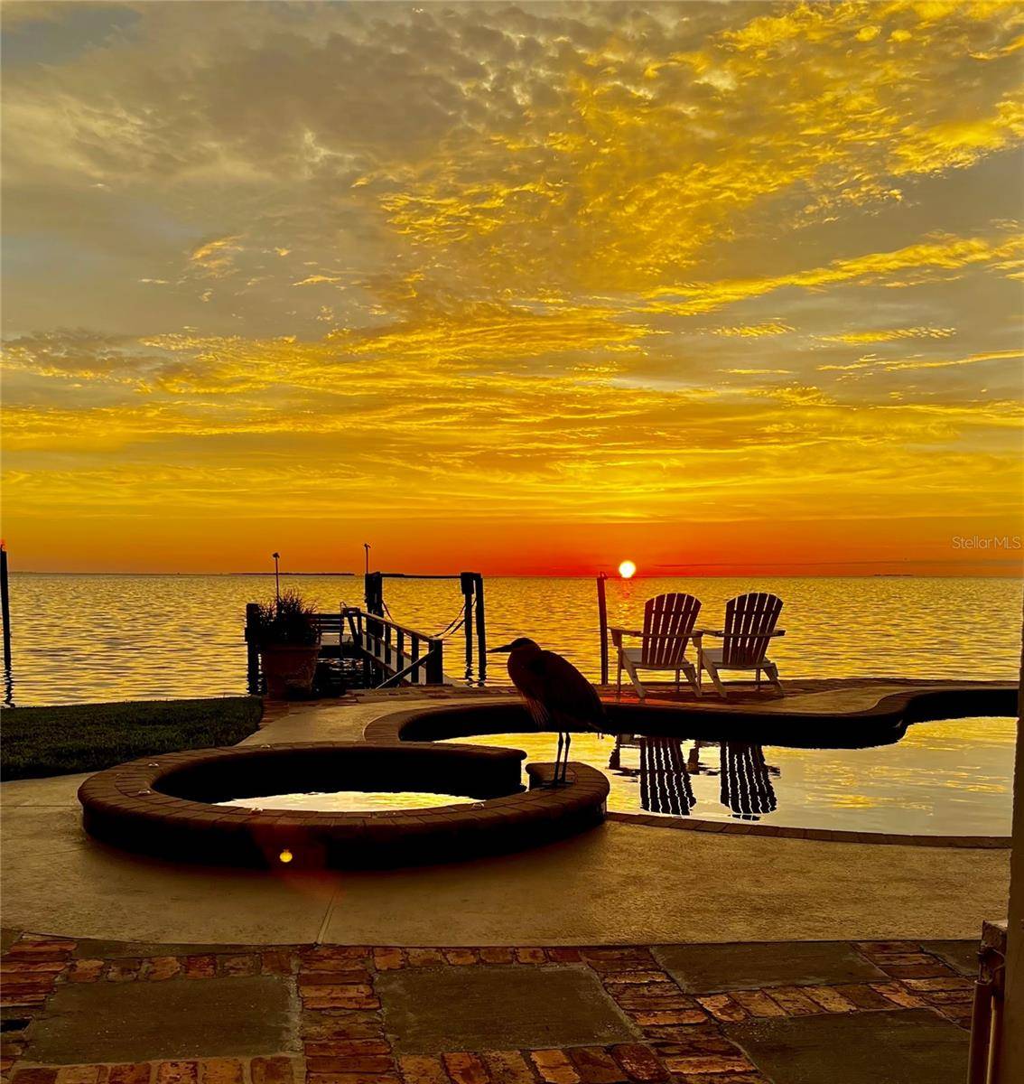 Few homes in Florida stop you at the door.