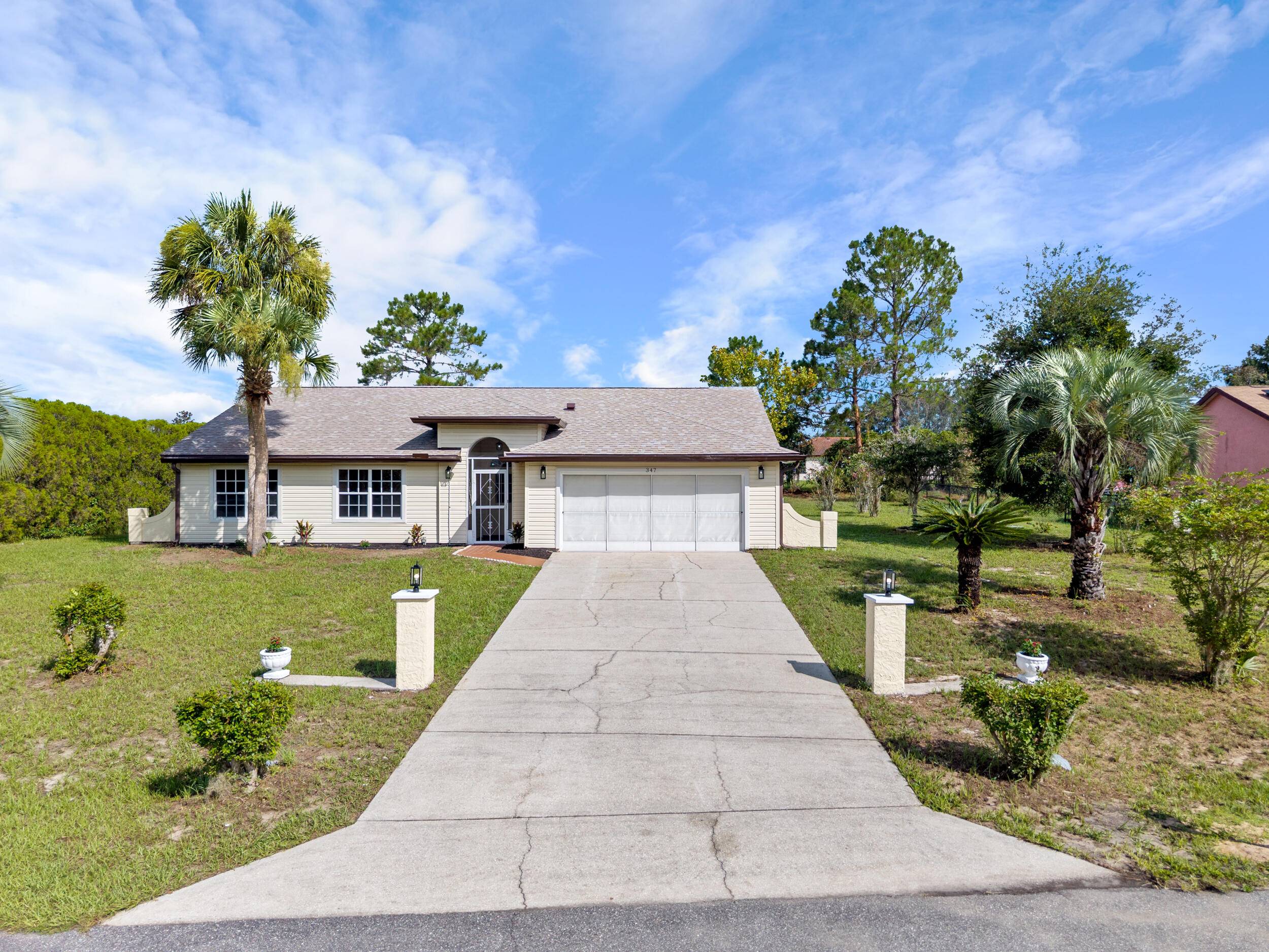 Welcome to this beautifully remodeled 3 bedroom, 2 bathroom home in the desirable Silver Springs Shores community of Ocala.