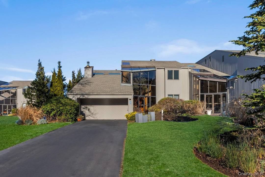 Located within the gated Harbour Point community, 6 Lady Jane s Way is a condominium residence in Northport Village offering water views from multiple levels.