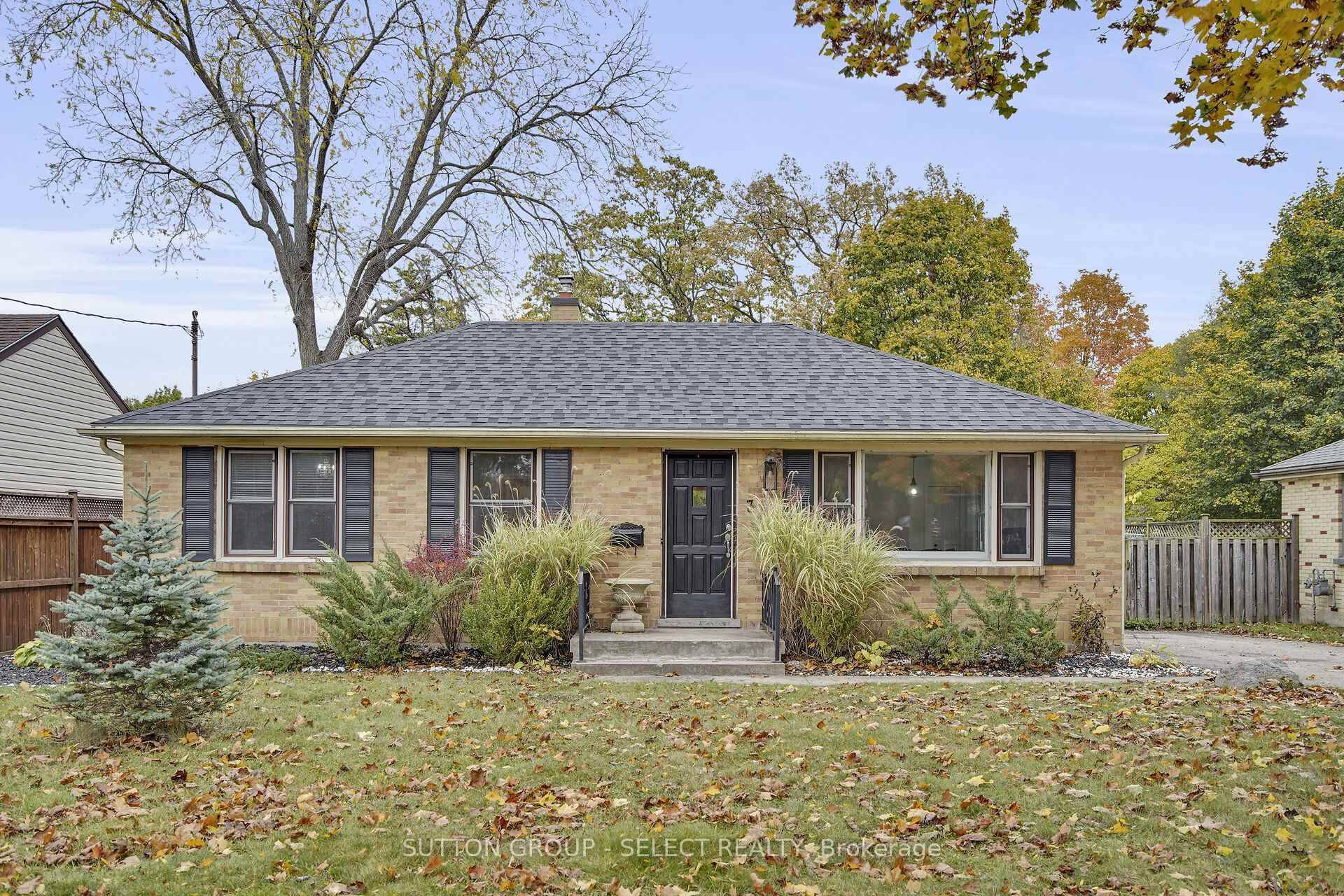 Located in one of Byron's most loved and mature neighbourhoods, this beautifully updated home is filled with warmth and natural light.