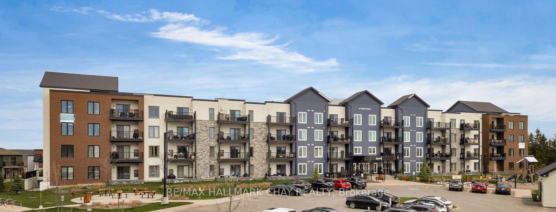 Welcome to the Kodiak condo community at Bear Creek Ridge in this convenient south Barrie location.