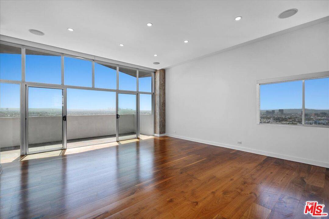 1155  N La Cienega Blvd 2BR Sunset Strip La