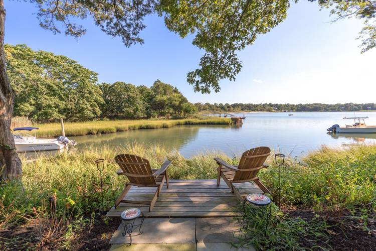 Waterfront Towd Point