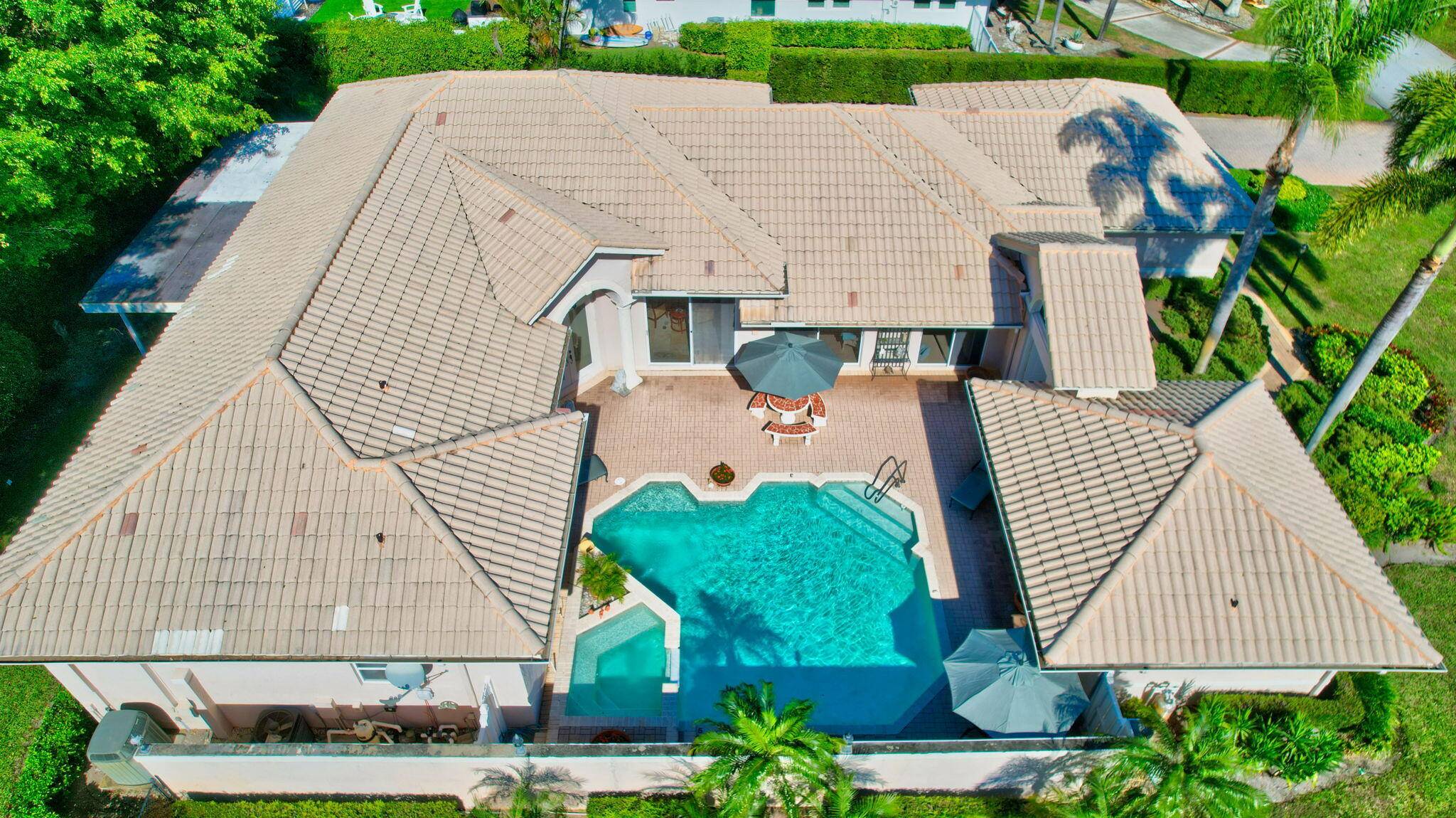 Pine Tree Golf Club, HOMES with a personality.