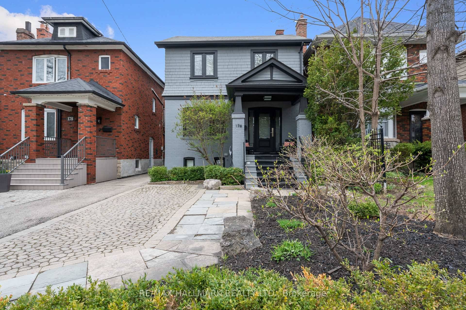 Welcome to this stunning family home in Lawrence Park North located on a spectacular 26x150 lot.
