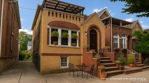 Fully Detached 2 Family Brick Home with Parking amp ; Backyard at Riverdale Kingsbridge Border Welcome to this rare opportunity to own a fully detached legal 2 family brick home ...