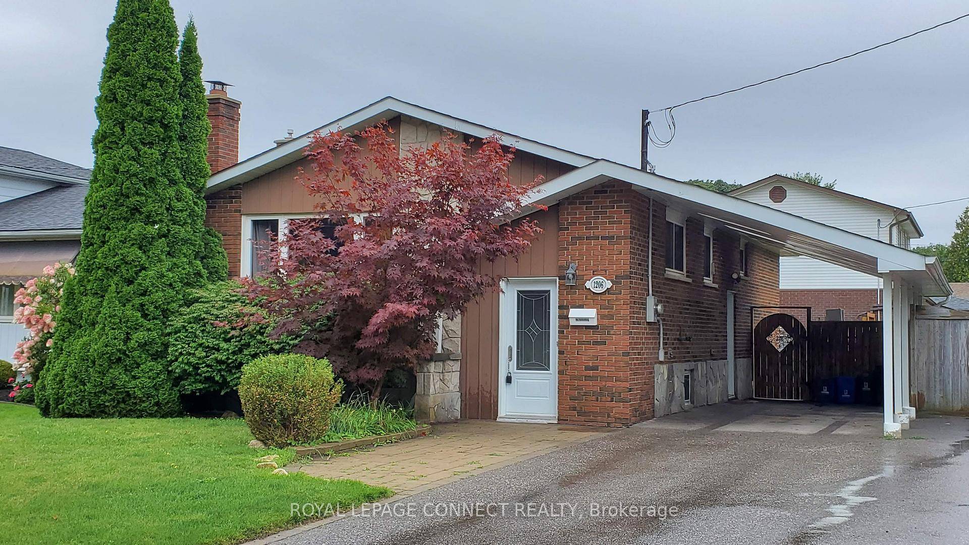 Charming 3 Bedroom Main Floor in Serene Oshawa Neighbourhood Nestled in the peaceful and family friendly Athabasca Forest community, this bright and spacious main floor of a raised bungalow offers ...
