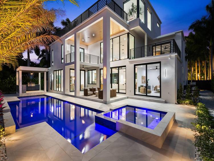 New Construction 2026 ! 3 Story, 6 bed, 7.