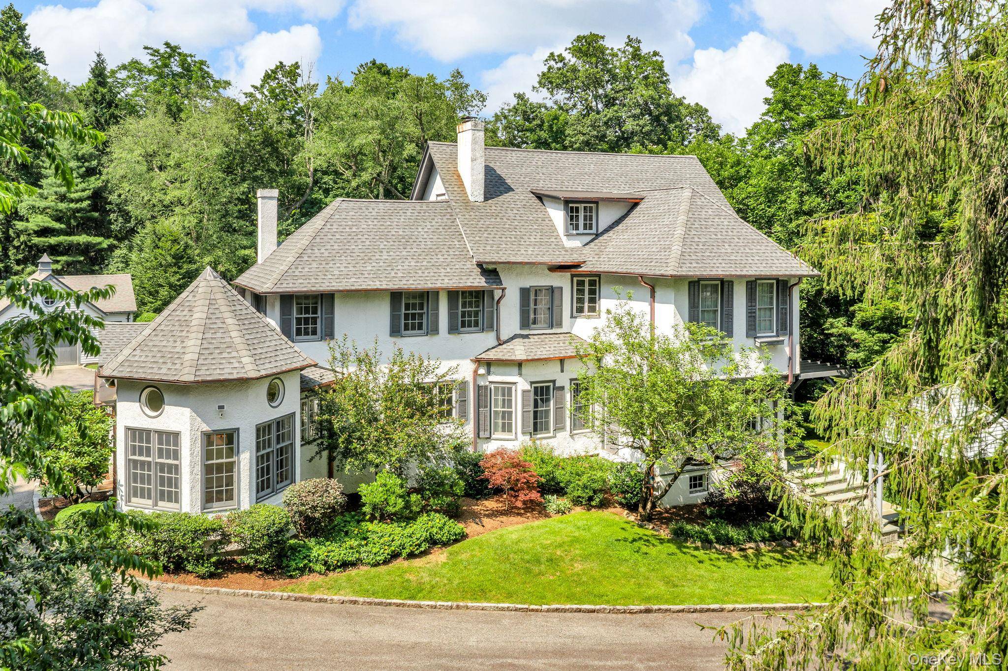 Timeless elegance meets modern comfort in this enchanting 1901 hunting lodge, masterfully restored in 1991 and recently enhanced.