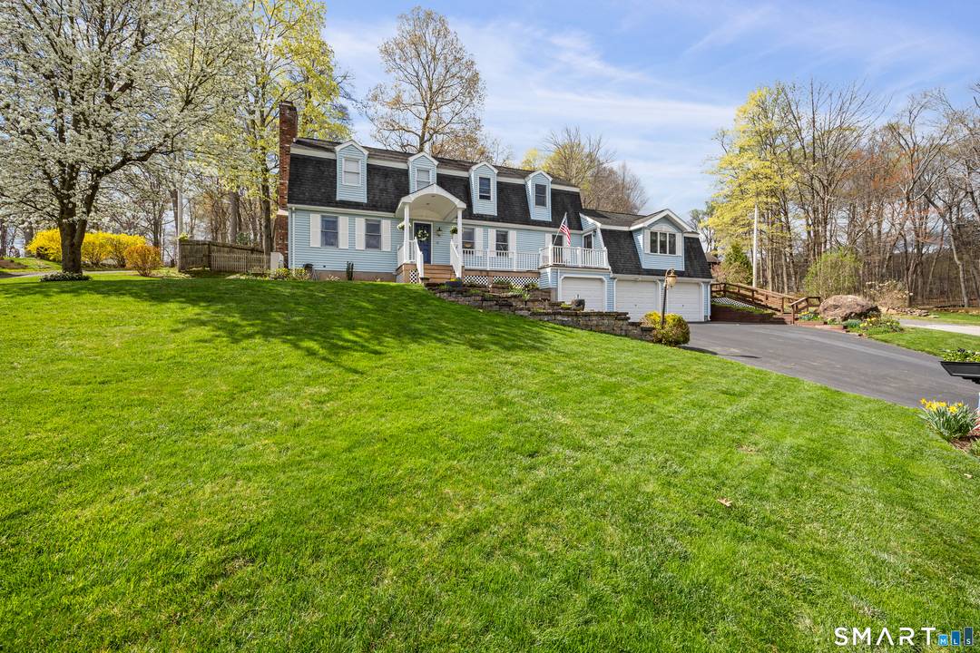 Looking for the perfect multigenerational setup in Wallingford ?