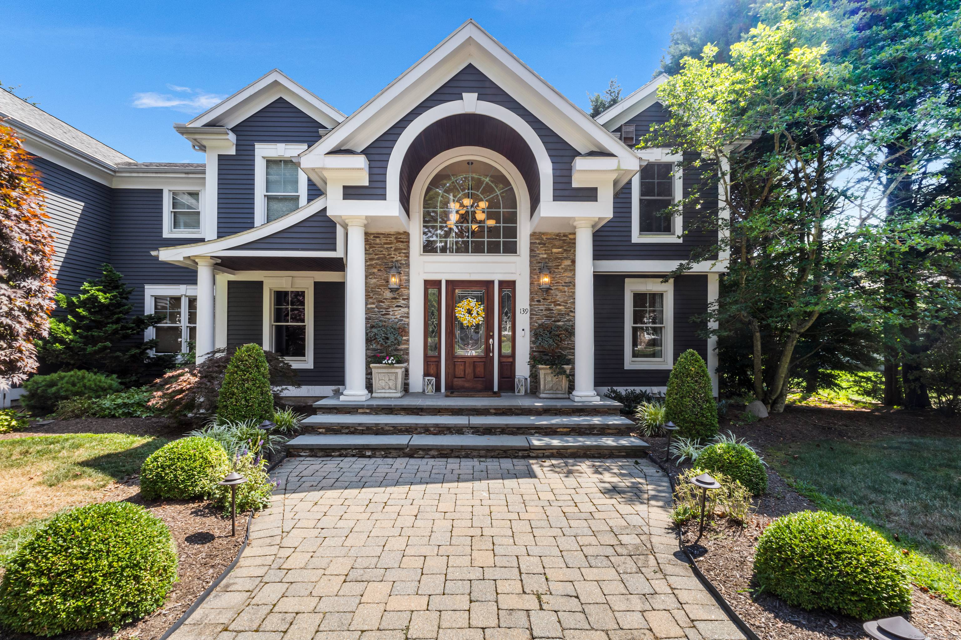 A Place of Distinction with Beach Access !