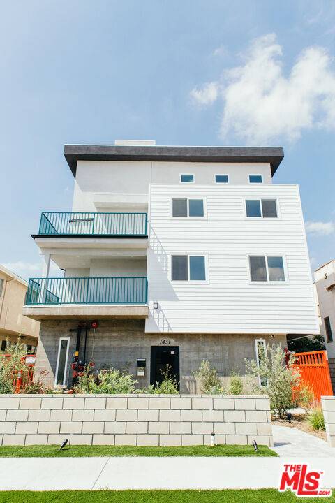 1431 S Sherbourne Dr 2BR Beverlywood La