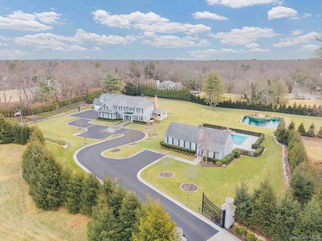 Welcome to 365 Split Rock Road.