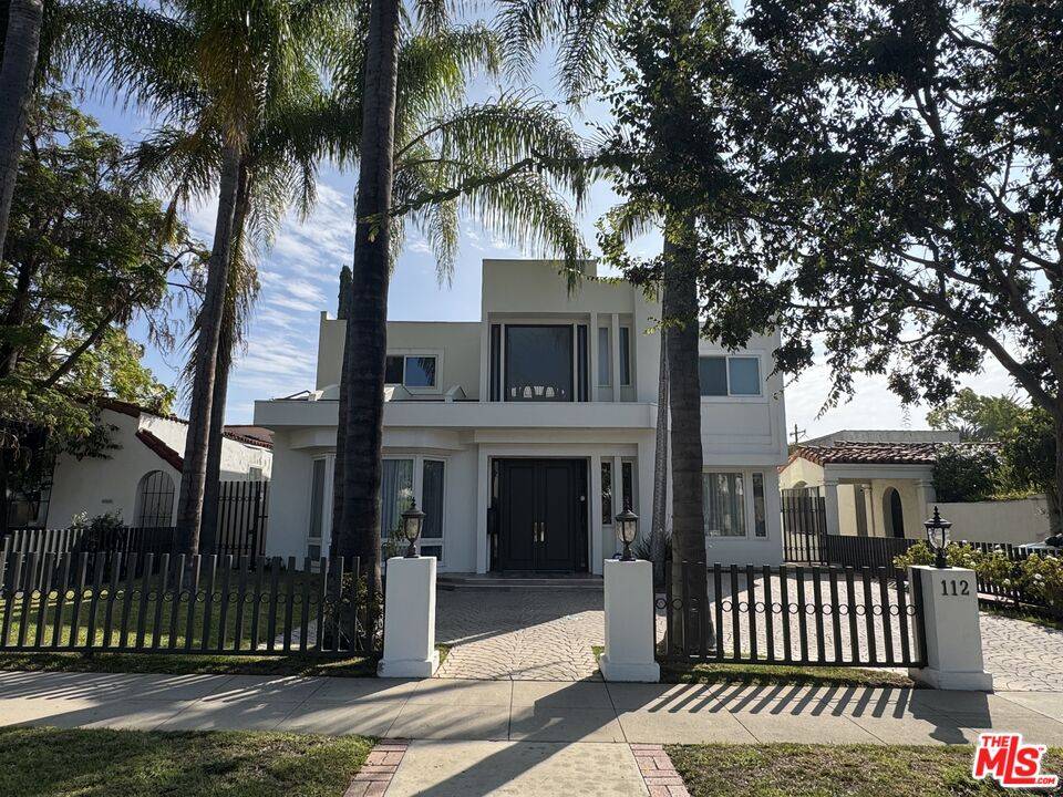 112 N Elm Dr 4BR Beverly Hills Post Office | B.H.P.O. La