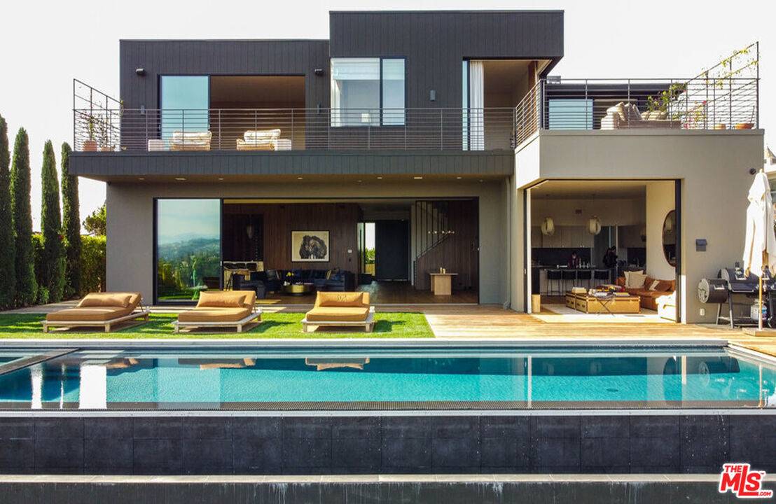 1030   Somera Rd Bel Air LA