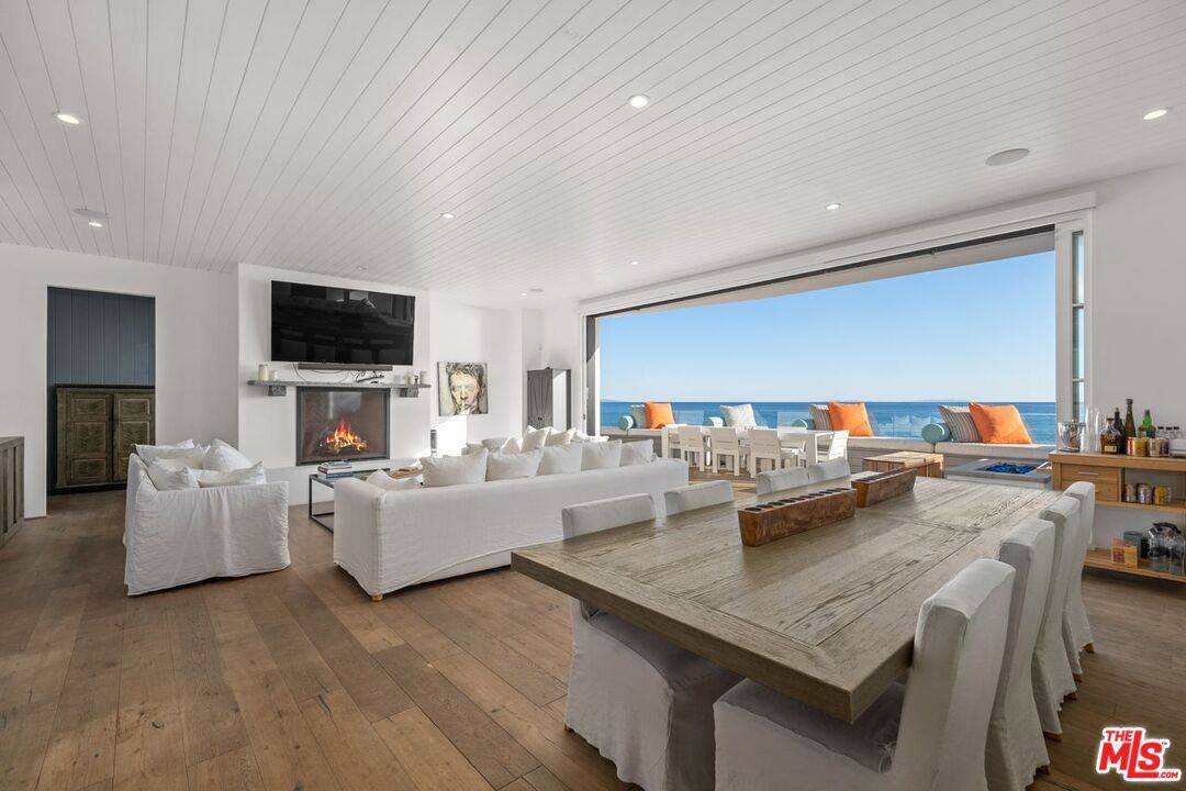 27212 Escondido Beach Rd 3BR Malibu La