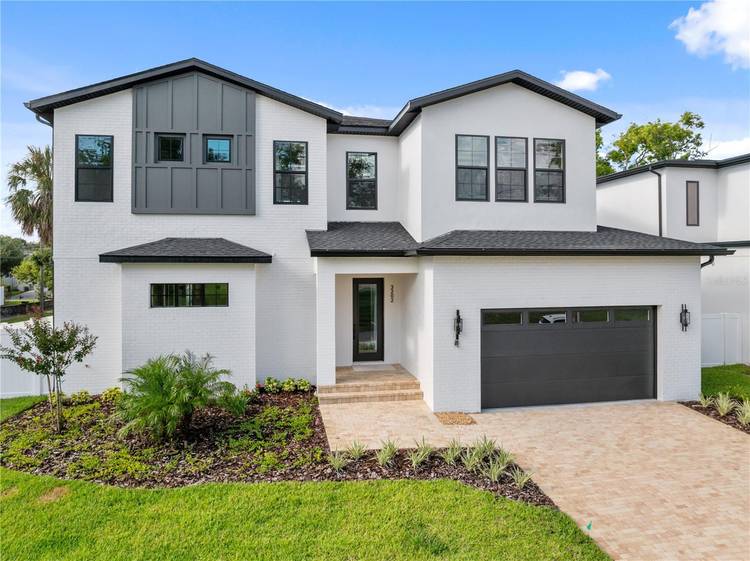 Contemporary Luxury in Midtown 3202 W La Salle Street ?