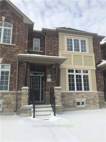 3 Bedroom Townhouse, Close To 404, Go Train Station amp ; All Amenities On Green Lane.