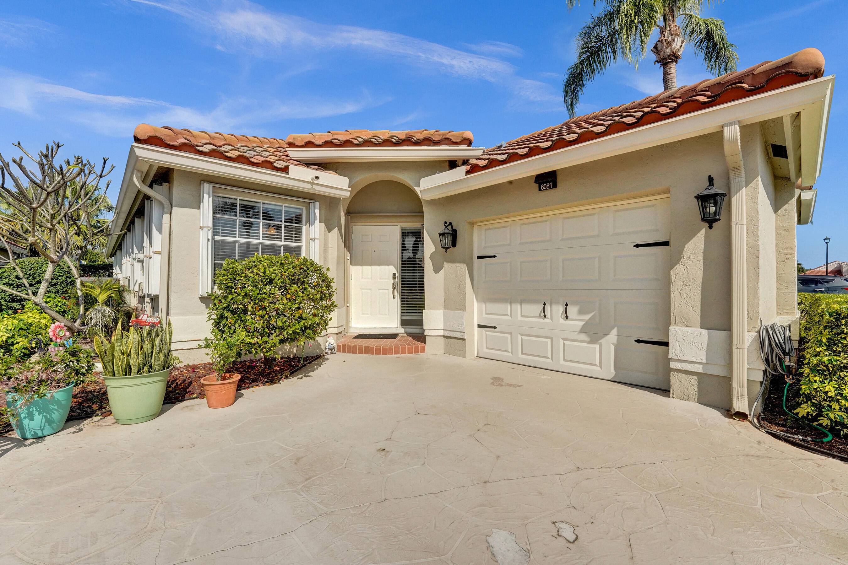 Welcome to your dream home in the heart of a vibrant 55 community which offers tennis, pickle ball, beautiful pool with clubhouse and social avtivities such as bingo, happy hour ...