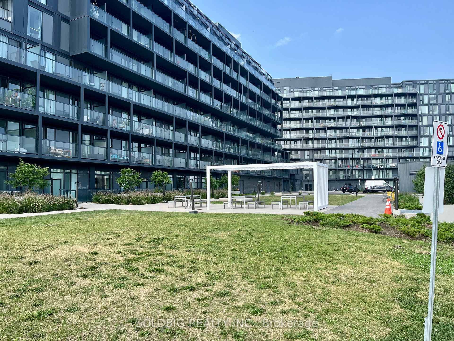 Modern Two Bedroom, Executive suite in the Valera Development !