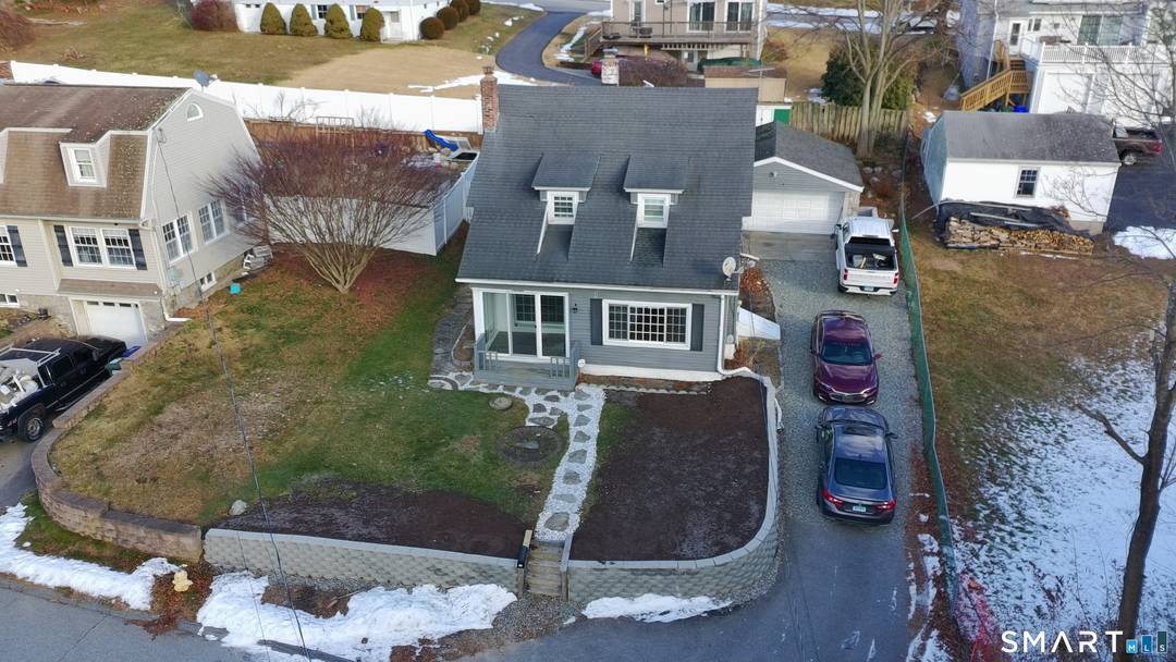 Welcome to 310 Lestertown Rd in beautiful Groton CT.