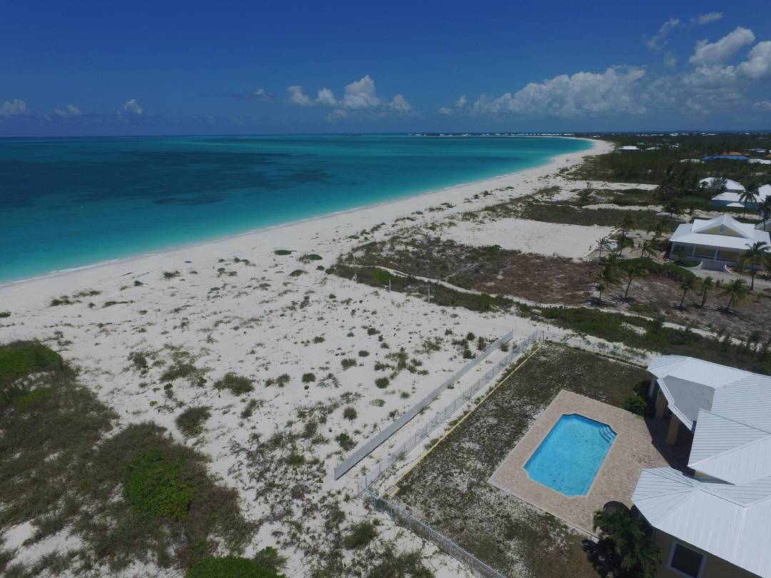 THE VILLA Single Family Home Abaco
