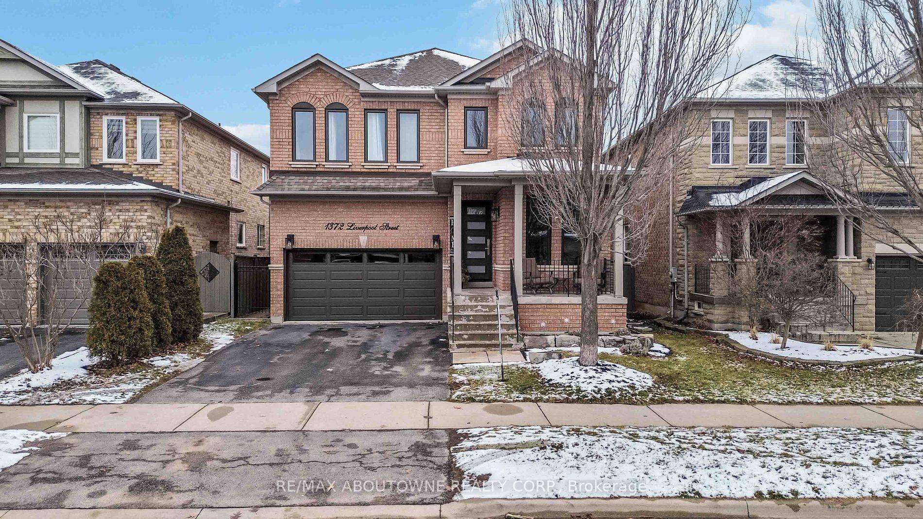 STUNNING 4 BED, 5 BATH FAMILY HOME LOADED TOP TO BOTTOM WITH QUALITY UPGRADES UPDATES !