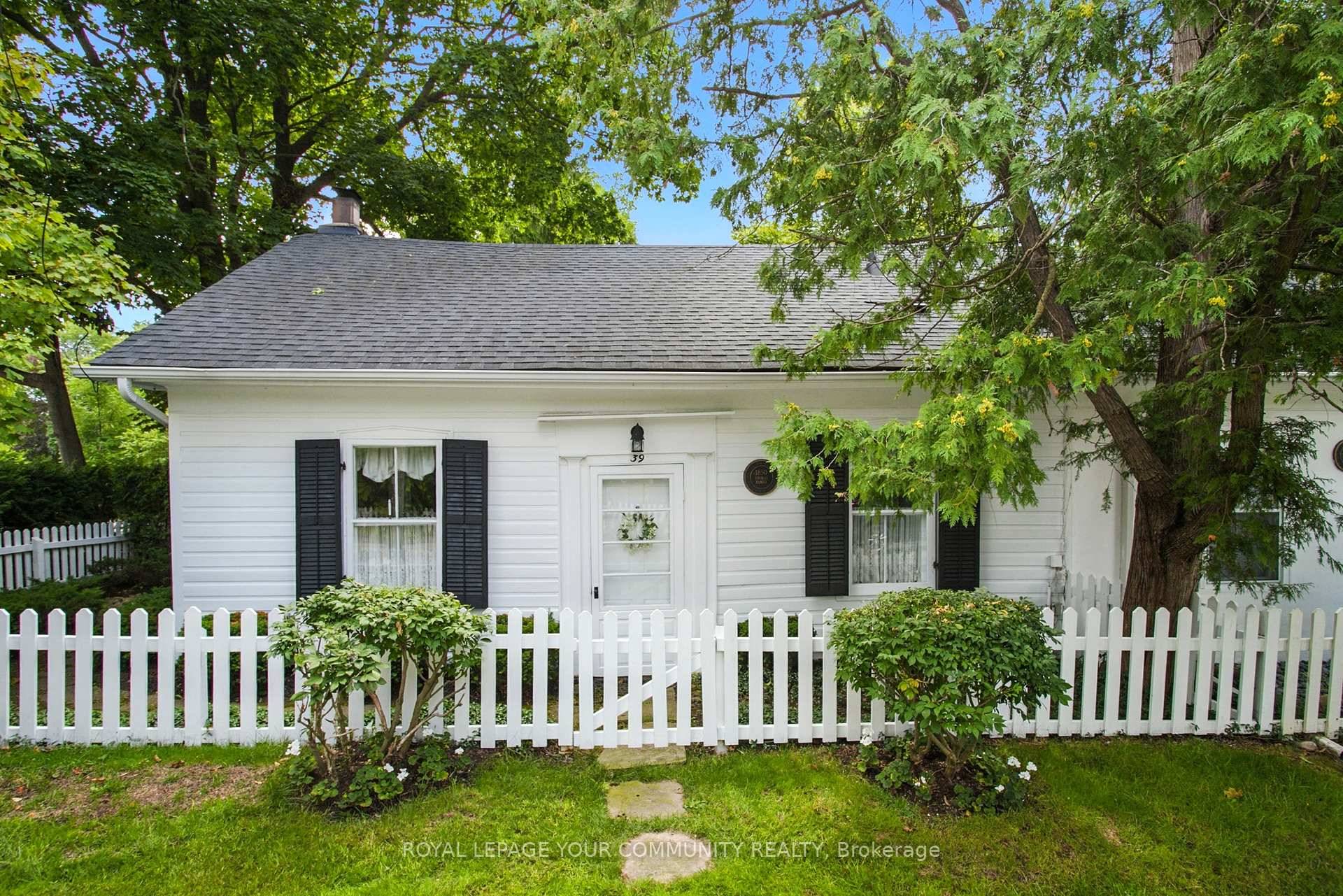 Welcome To This Charming Home Located On the Picturesque Village Street of Old Thornhill.