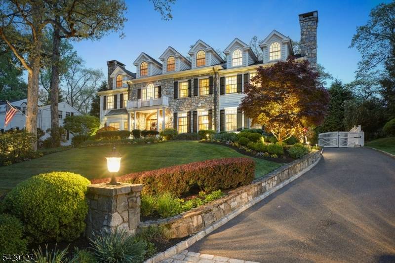 STUNNING PRIVATE OASIS in the Heart of Chatham, NJ.