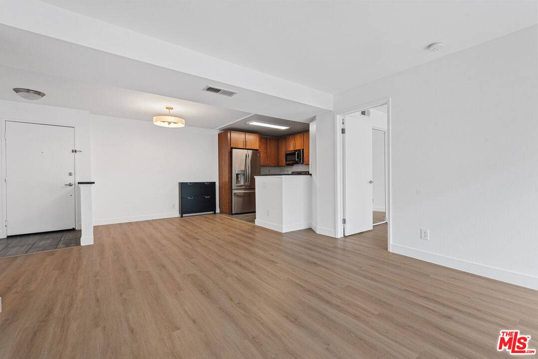 8300 Manitoba St 2BR La