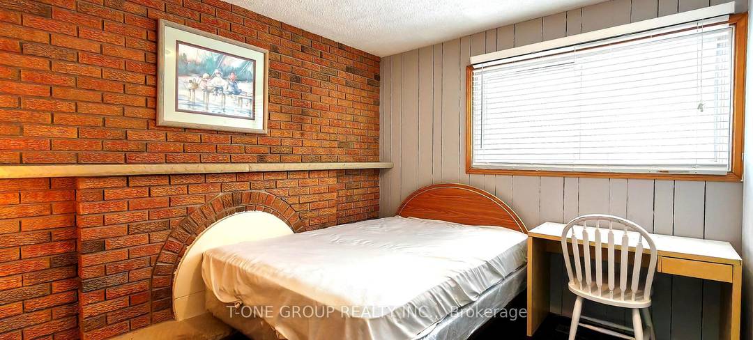 ALL INCLUSIVE ! good location.