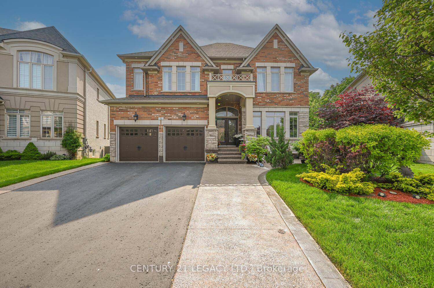Exquisite Credit Ridge Luxury Home Rare RAVINE Pie Shaped Lot Walkout Basement total living space above 5000 sqft.