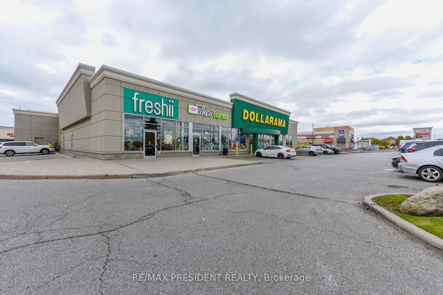 An outstanding opportunity to own a well established Freshii franchise in Brampton, ideally located in a busy retail plaza at the high traffic intersection of McLaughlin Road and Bovaird Drive.