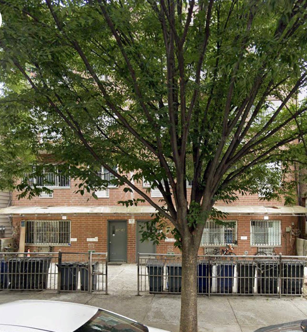Prime Elmhurst Investment Opportunity 7.