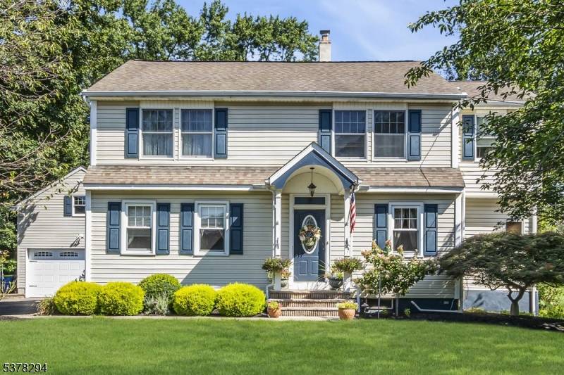 Brand new roof installed in November 2025.