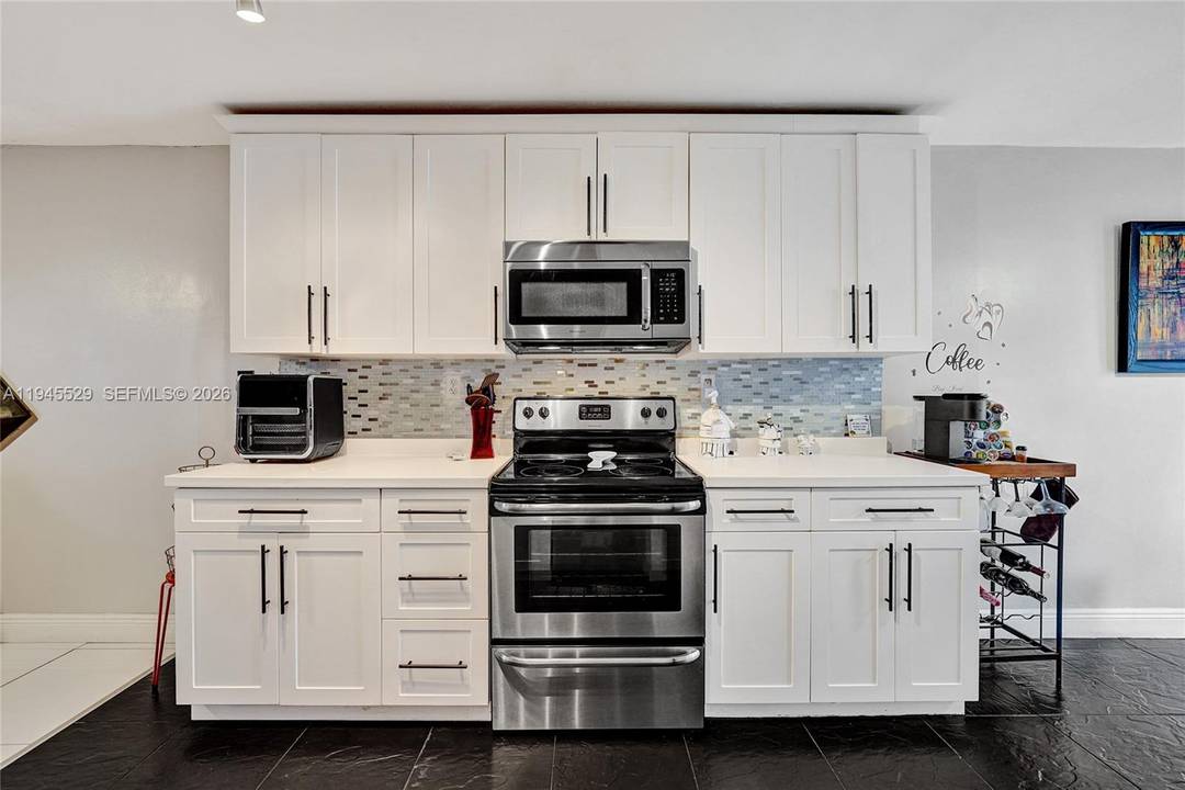 Amazing and modern updated NOW 3 bed 2.