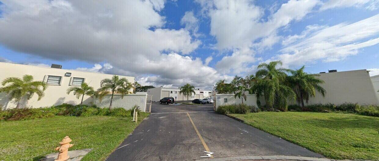 These Condo Units 13977 SW 140th St.