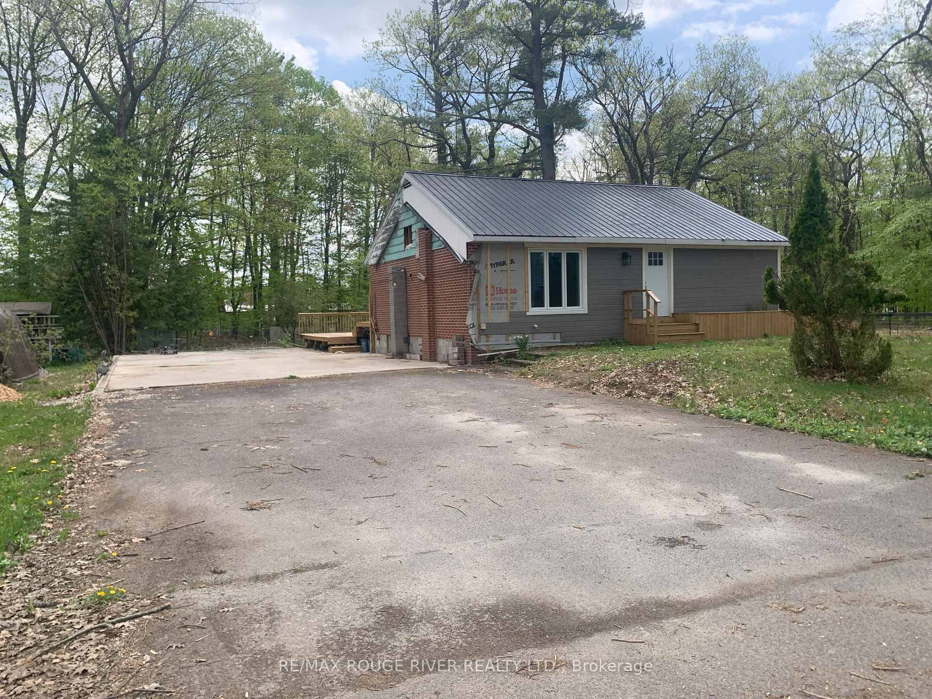 Great opportunity ! Gravenhurst the Gateway to Muskoka !
