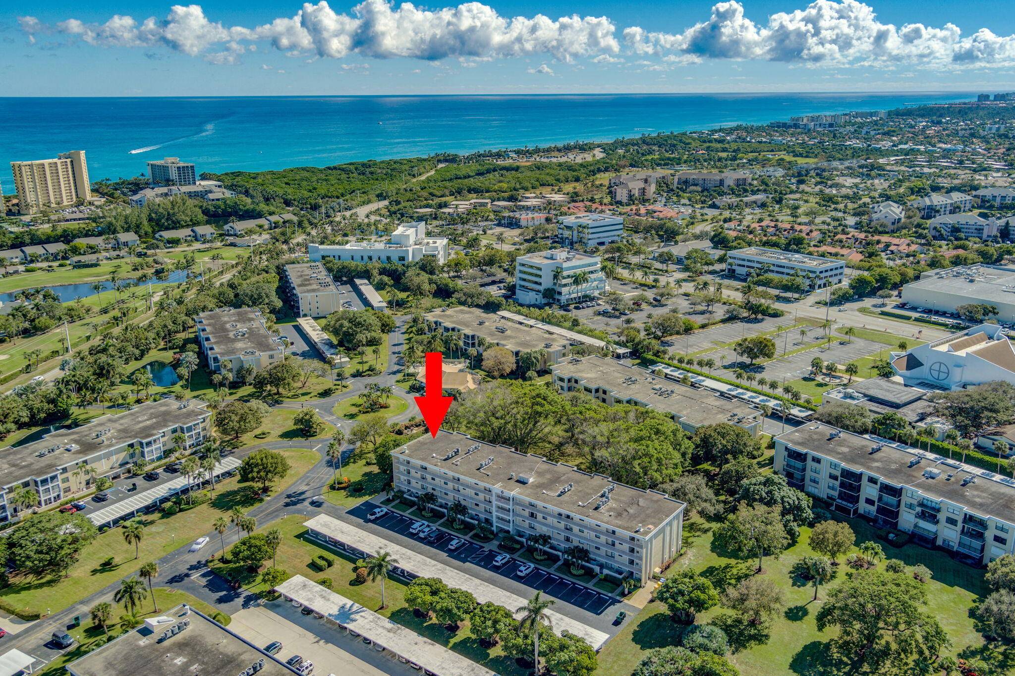 Amazing Over sized Three extra large Bedrooms and Three Full Baths.