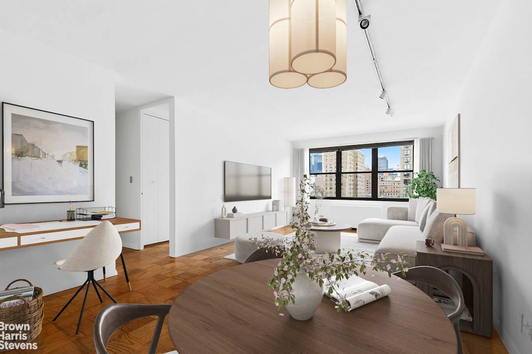 Rarely Available High Floor Corner One Bedroom in Kips Bay !