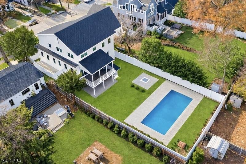 Sixteen Stephen Street is an exceptional new construction residence offering 3, 650 sf.