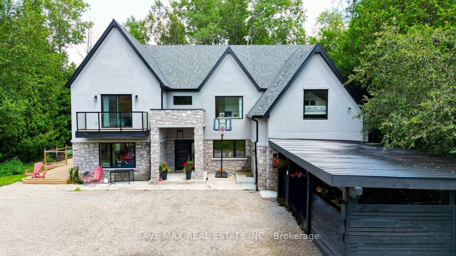 Want to have feeling of Muskoka, Just Minutes from Hwy 401 in quiet, private 1.