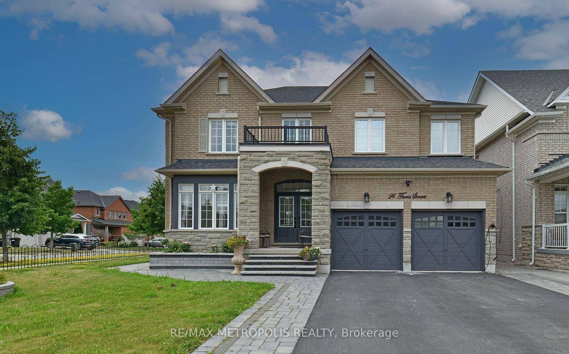 Spacious 4 Bedroom Family Home for Lease on Faris Street !
